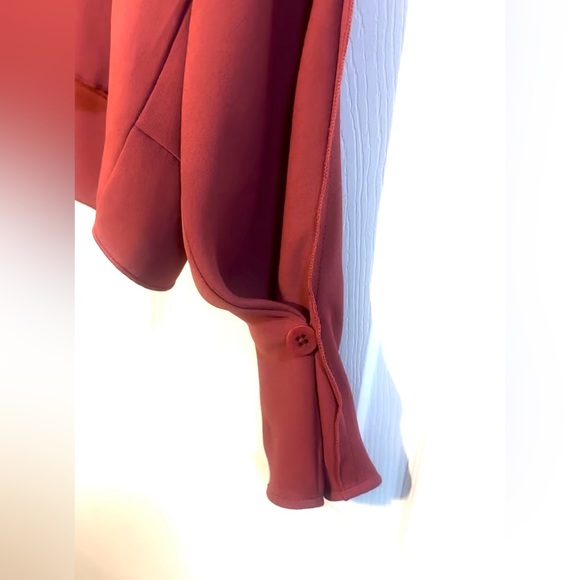 Aritzia blouse - Picture 2 of 4